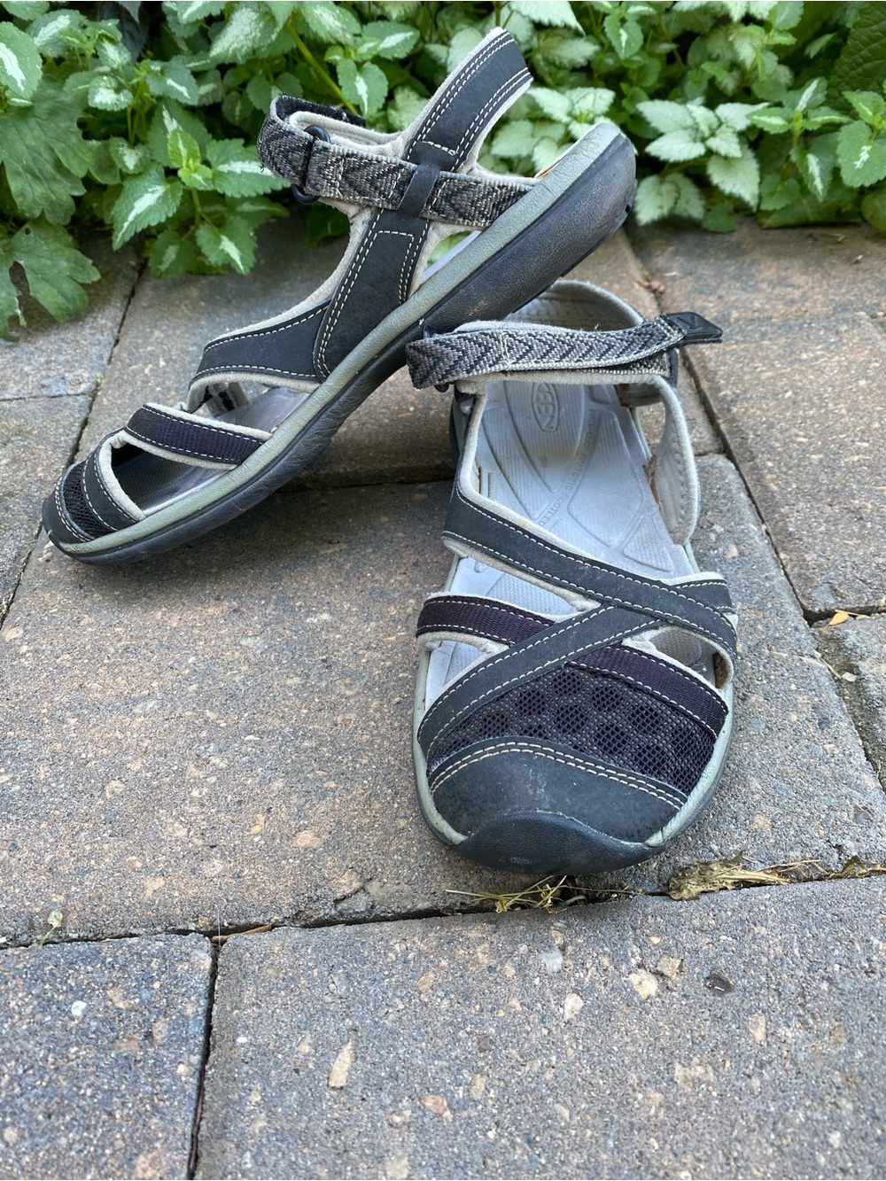 Keen Sport Sandals BLU— Size 8 Summer Sale